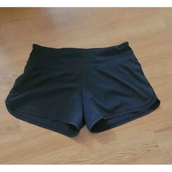 Lululemon Groovy Run Short Black Running Athleisure Short Women's Size 6 - Picture 2 of 10